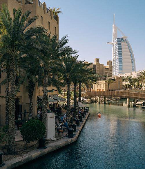 <br>We ensure that every aspect of your journey is of the highest standard.